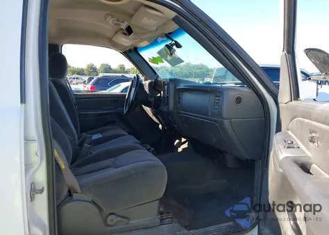 2006 Chevrolet Silverado K2500 Heavy Duty из США, поврежденный, VIN 1GCHK23236F124727